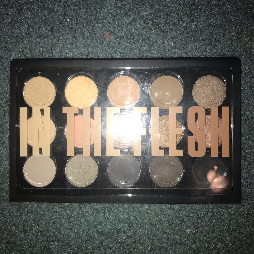 MAC In The Flesh Eyeshadow Palette
